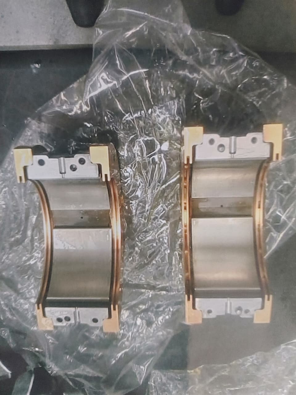 Split bearing shell set